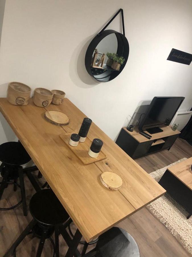 Logement A Brive Proche Centre-Ville Et Campagne - Climatisation, Wifi, Coin Exterieur Et Parking Prives Kültér fotó